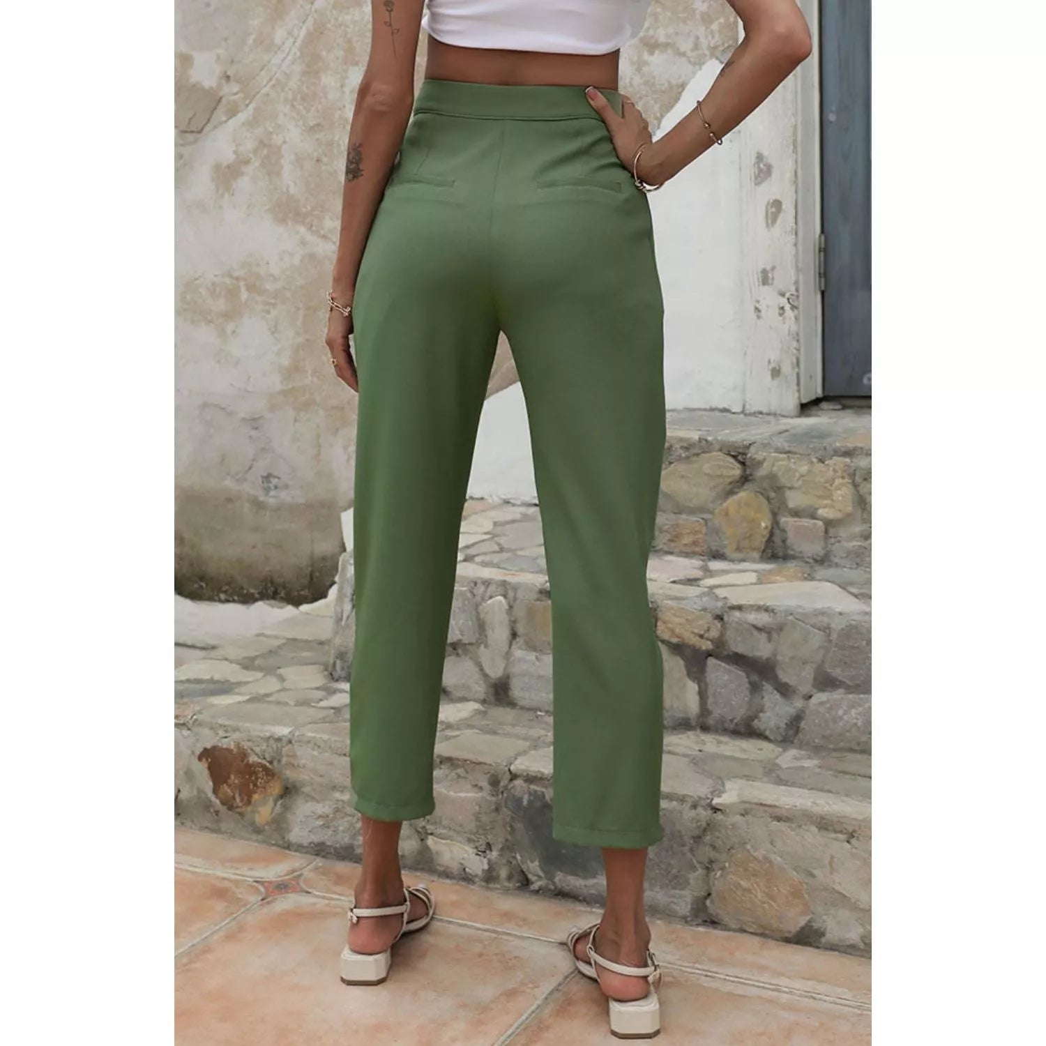 Straight Leg Cropped Pants with Pockets