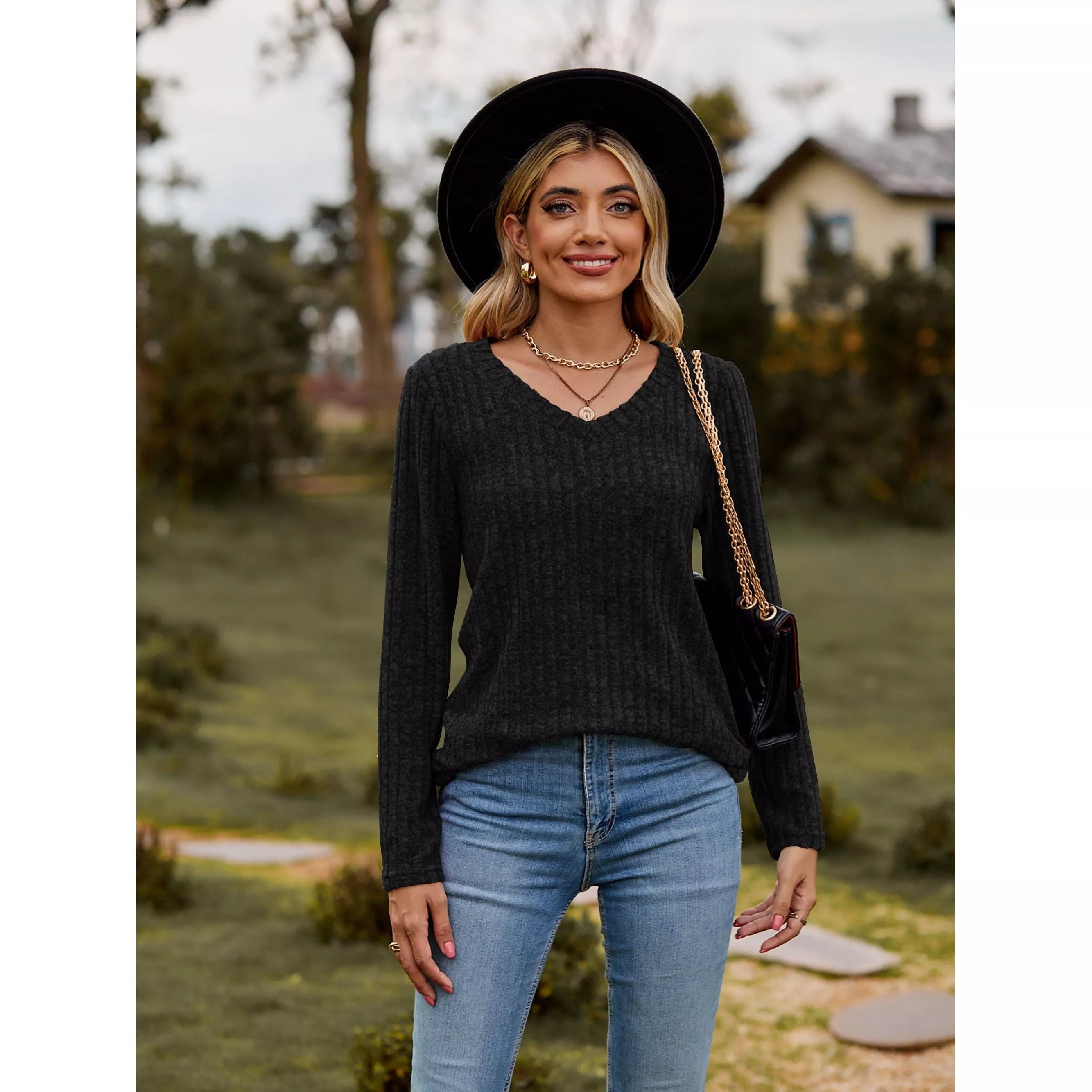 Ribbed V-Neck Long Sleeve Tee