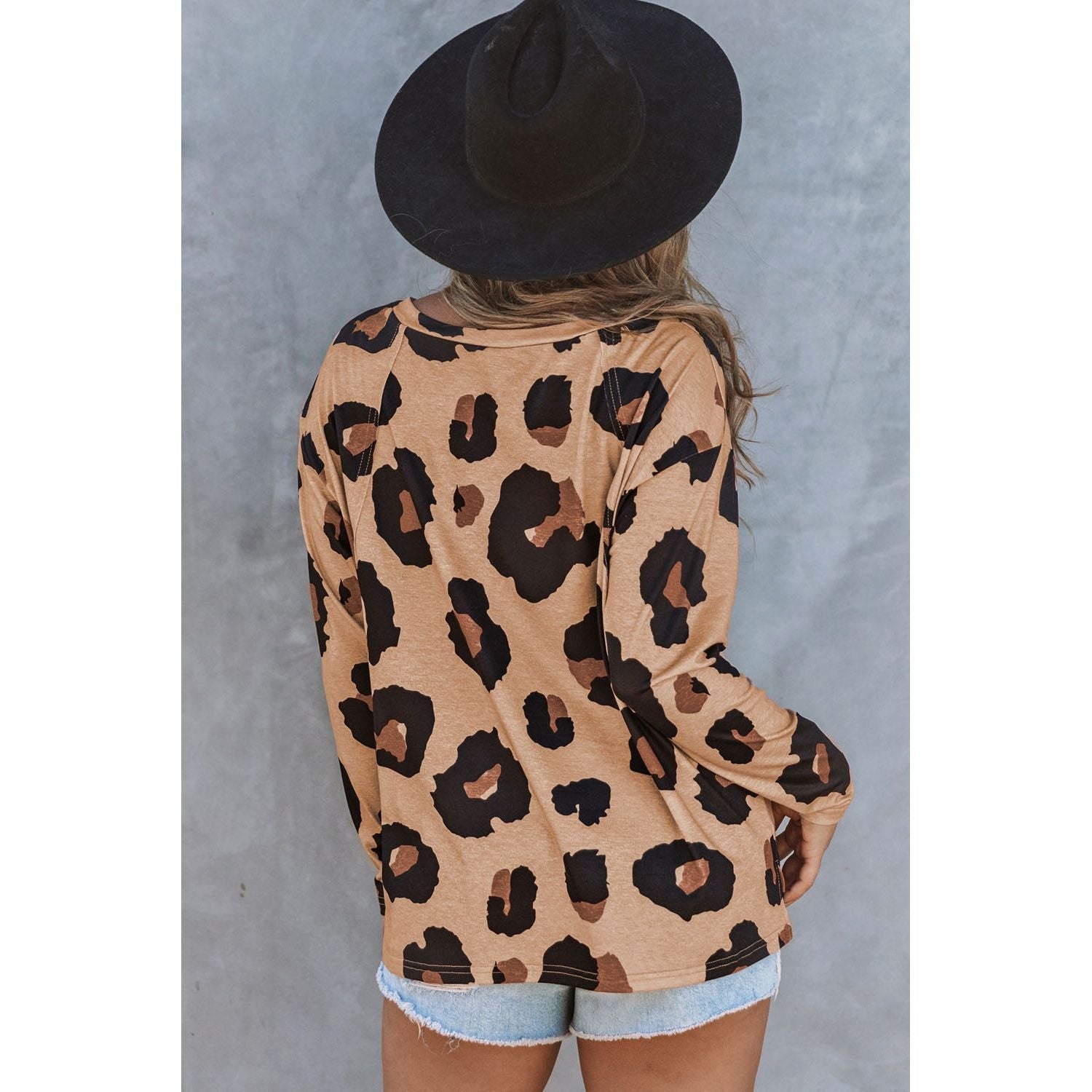 Full Size Leopard Print Round Neck Long Sleeve Tee