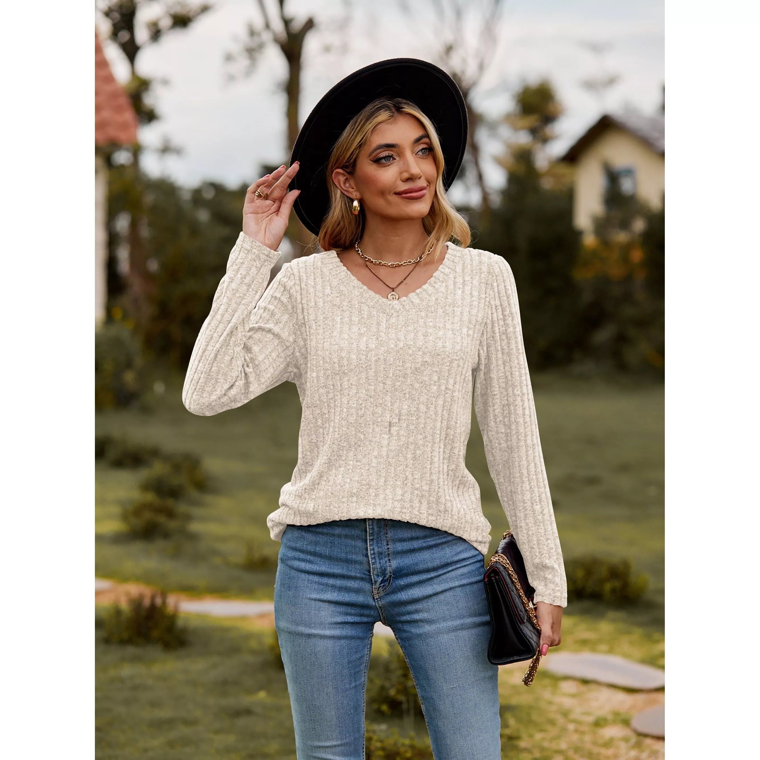 Ribbed V-Neck Long Sleeve Tee