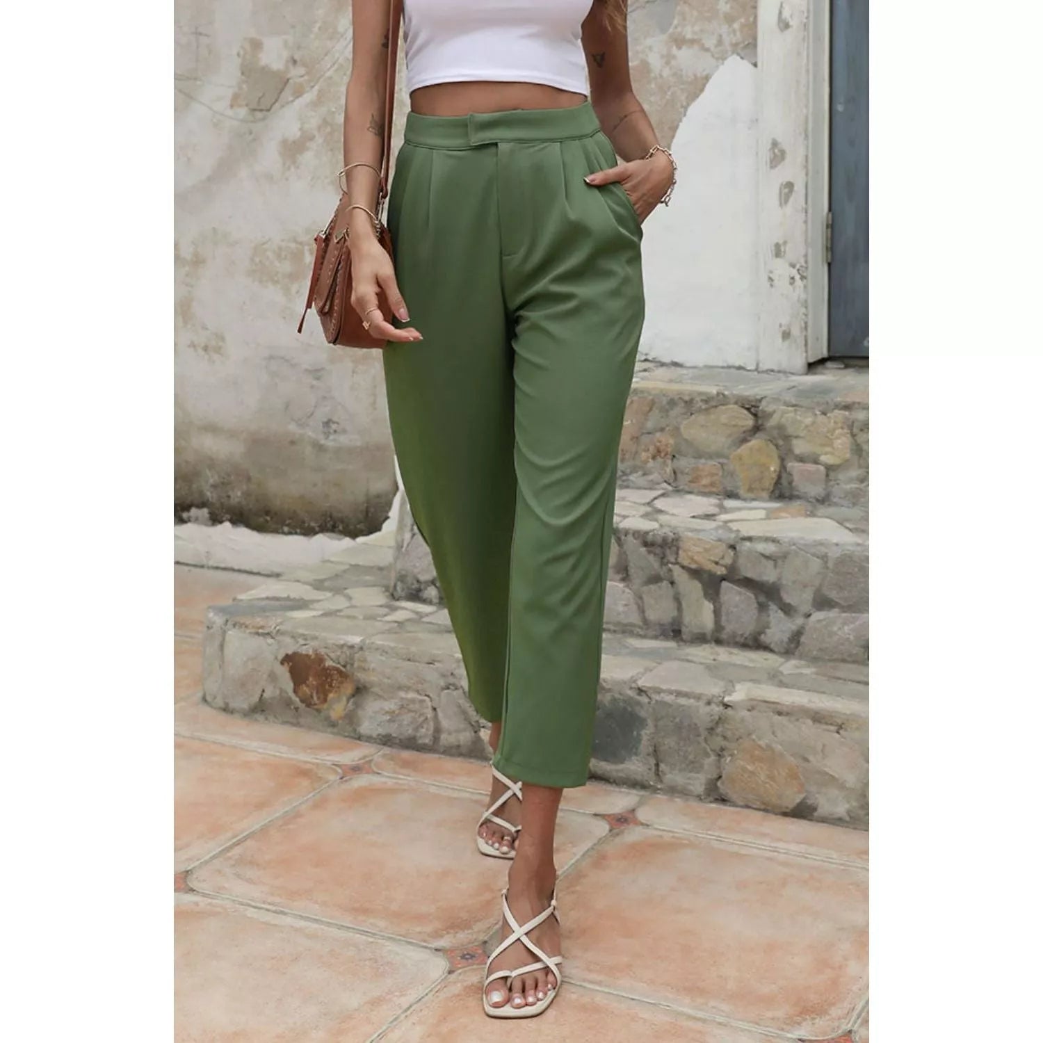 Straight Leg Cropped Pants with Pockets