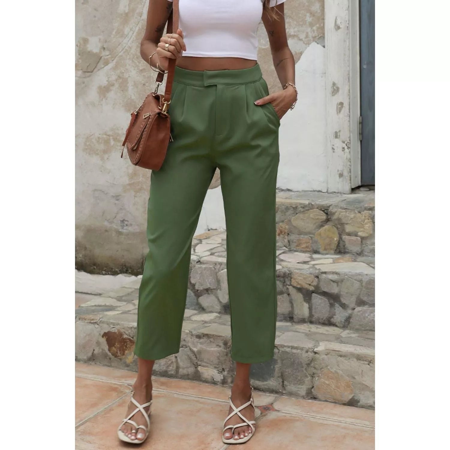 Straight Leg Cropped Pants with Pockets