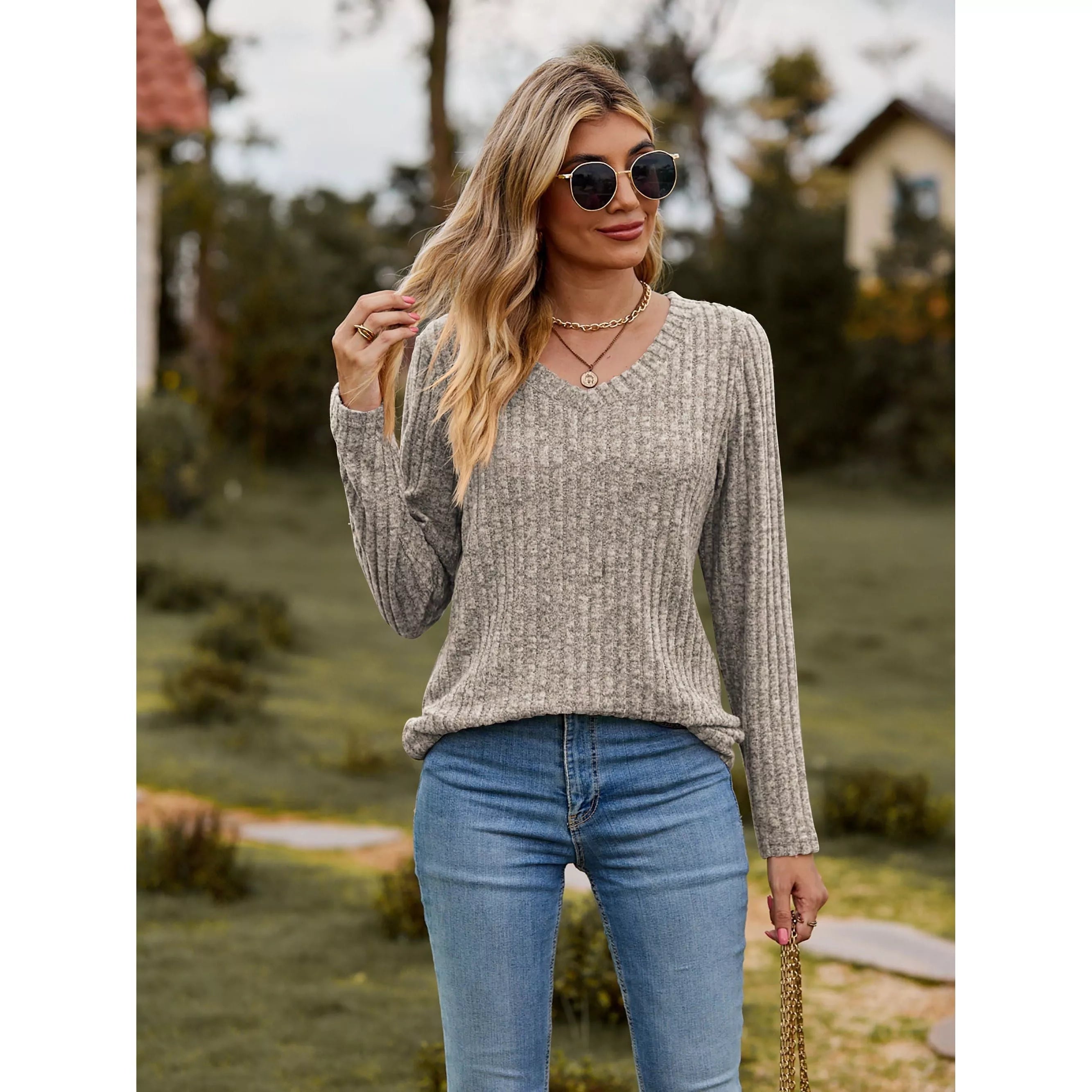 Ribbed V-Neck Long Sleeve Tee