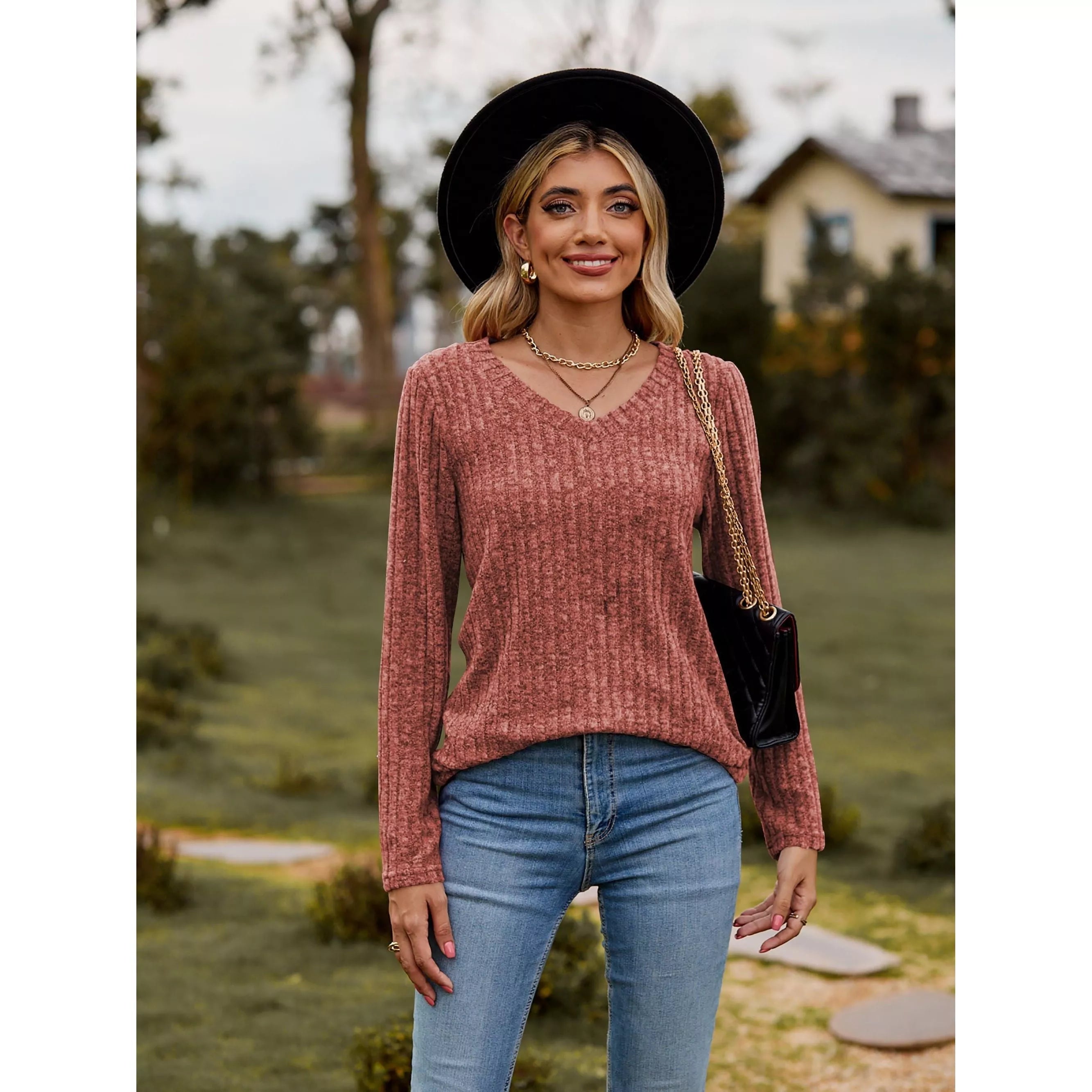 Ribbed V-Neck Long Sleeve Tee