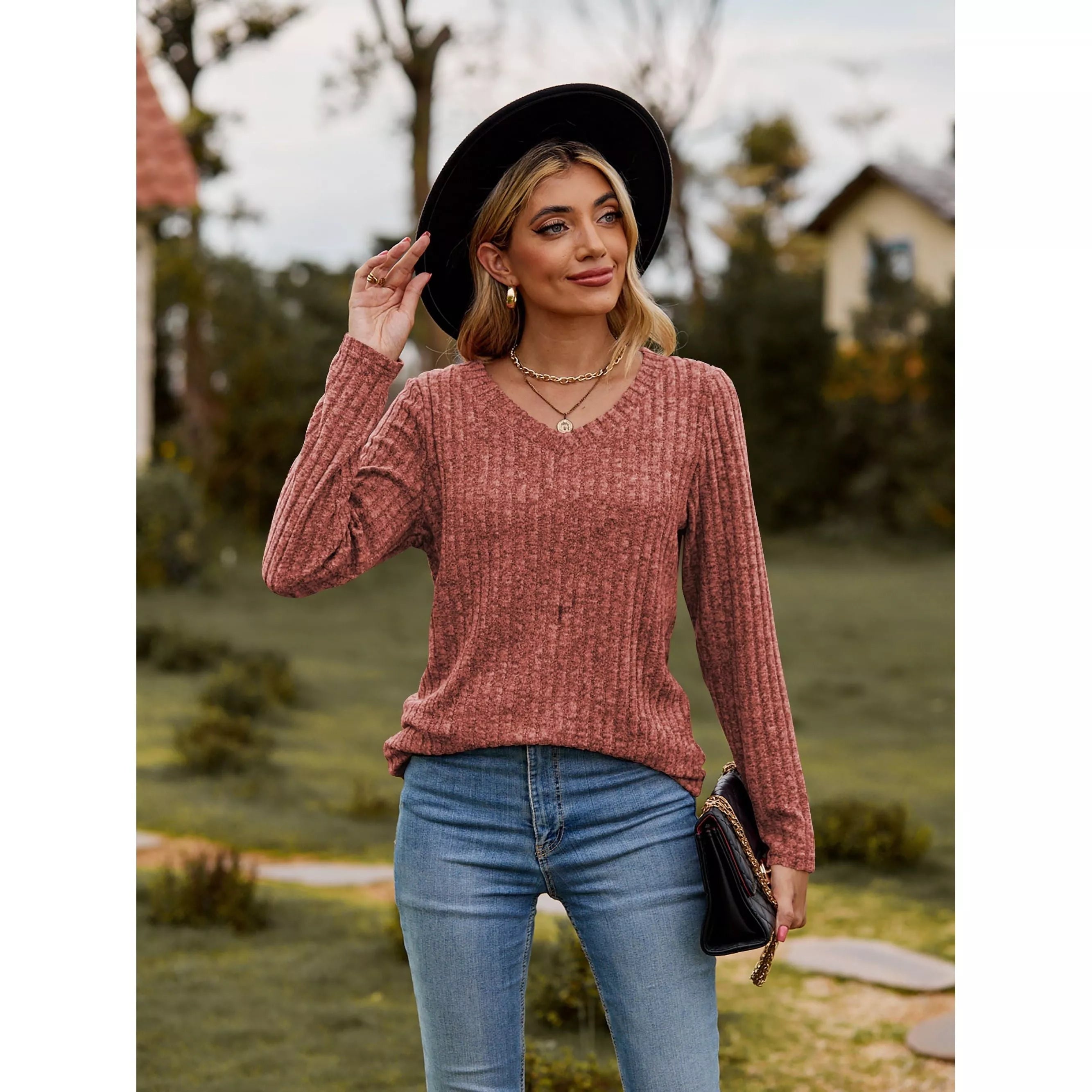 Ribbed V-Neck Long Sleeve Tee