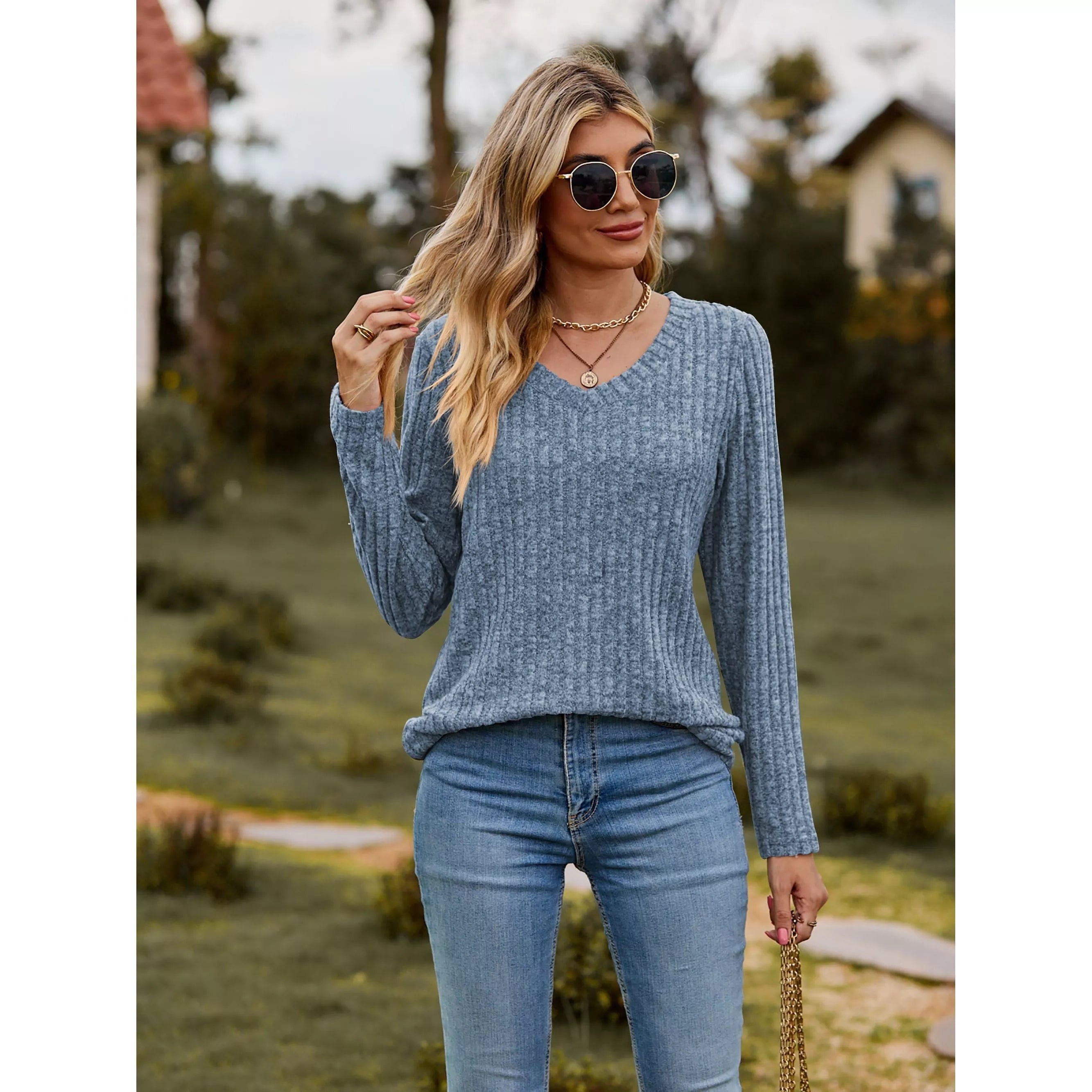 Ribbed V-Neck Long Sleeve Tee