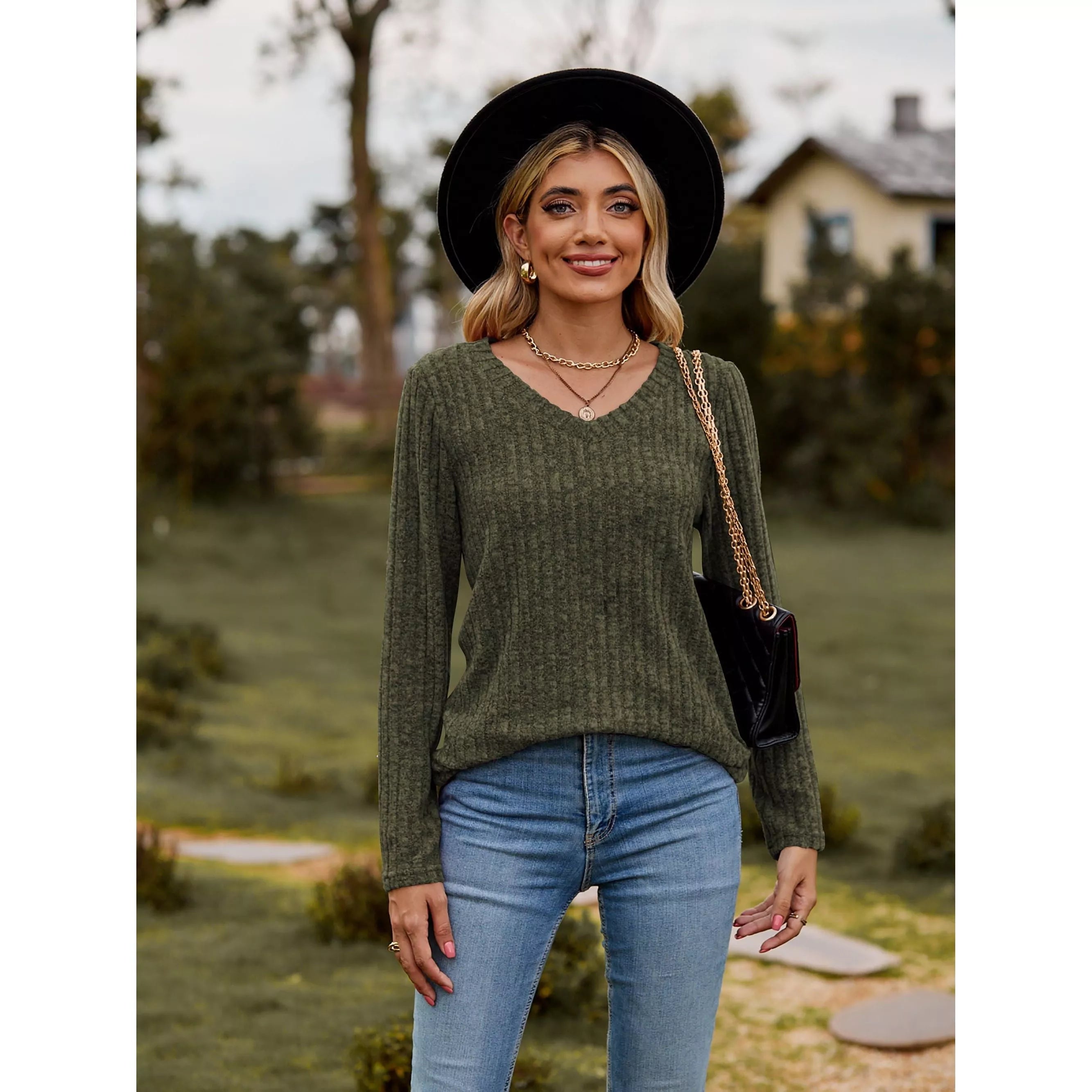 Ribbed V-Neck Long Sleeve Tee