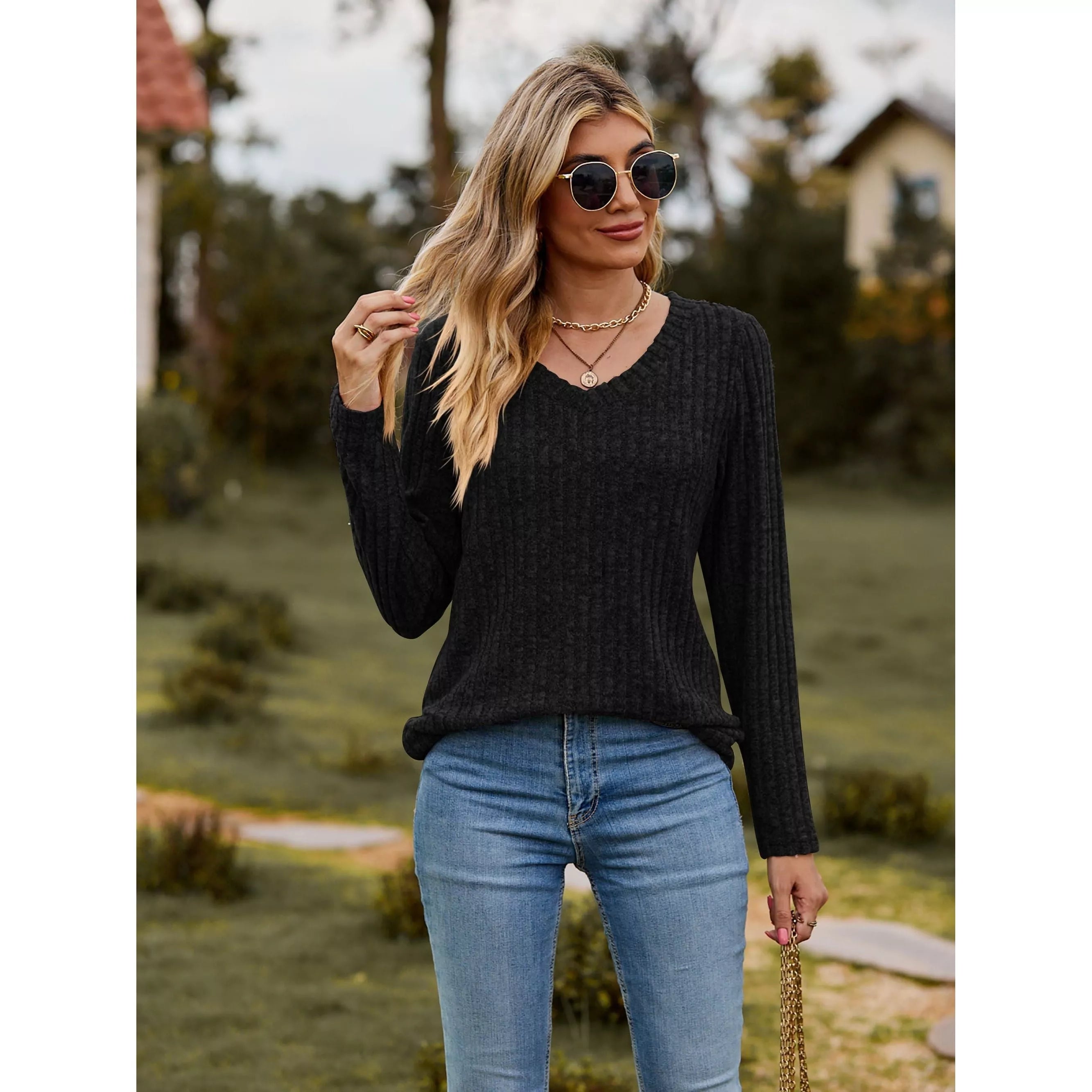 Ribbed V-Neck Long Sleeve Tee